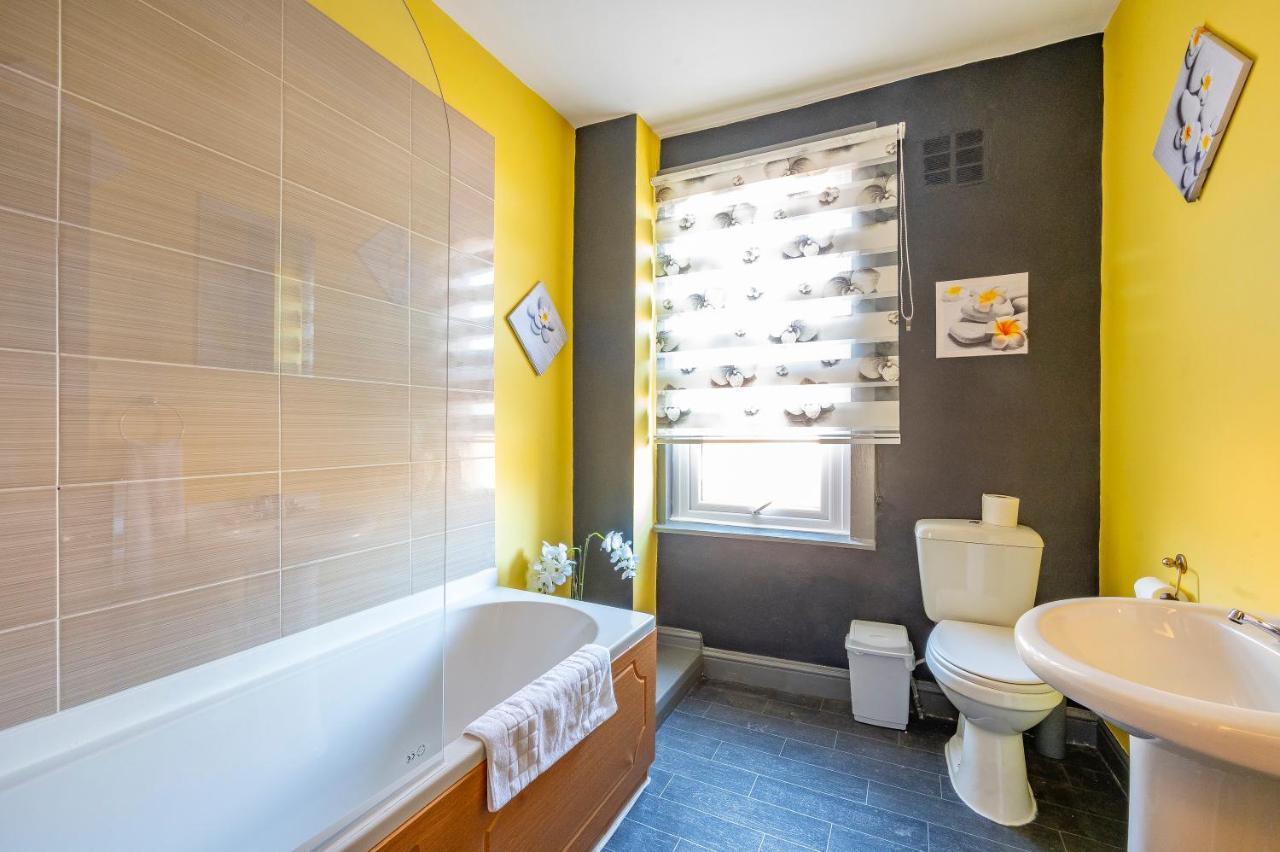 *1Es* For Your Most Relaxed & Cosy Stay + Free Parking + Free Fast Wifi * Leeds (West Yorkshire) Exterior foto